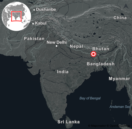 Map of South Asia with Siliguri marked between Nepal, Bhutan, and Bangladesh